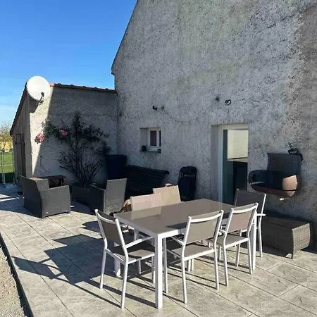 Rez De Maison Jardin Apartment *