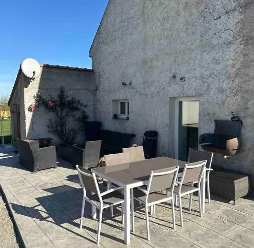 Rez De Maison Jardin Apartment *