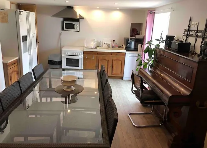 Apartment Rez De Maison Jardin Saint-Pont